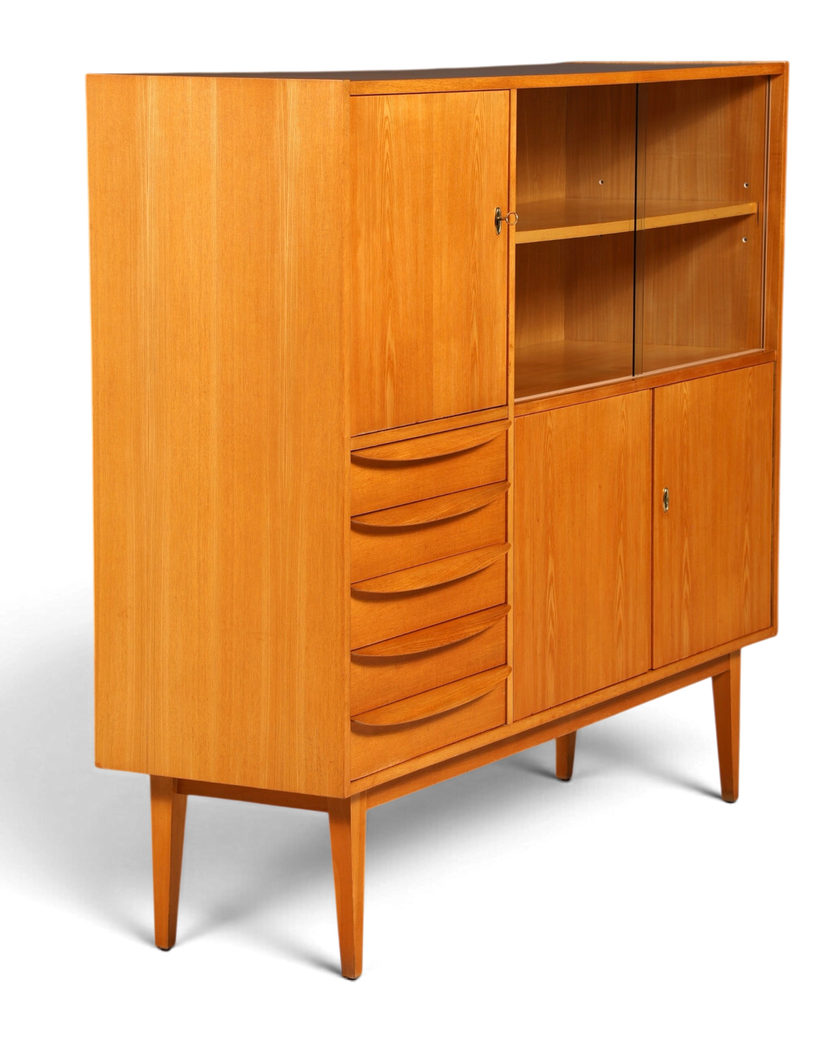 Hauptstadt Möblerei Hellerau Vitrine Modell 602 von Franz Ehrlich aus Holz im Mid-Century-Design mit Glasschiebetüren