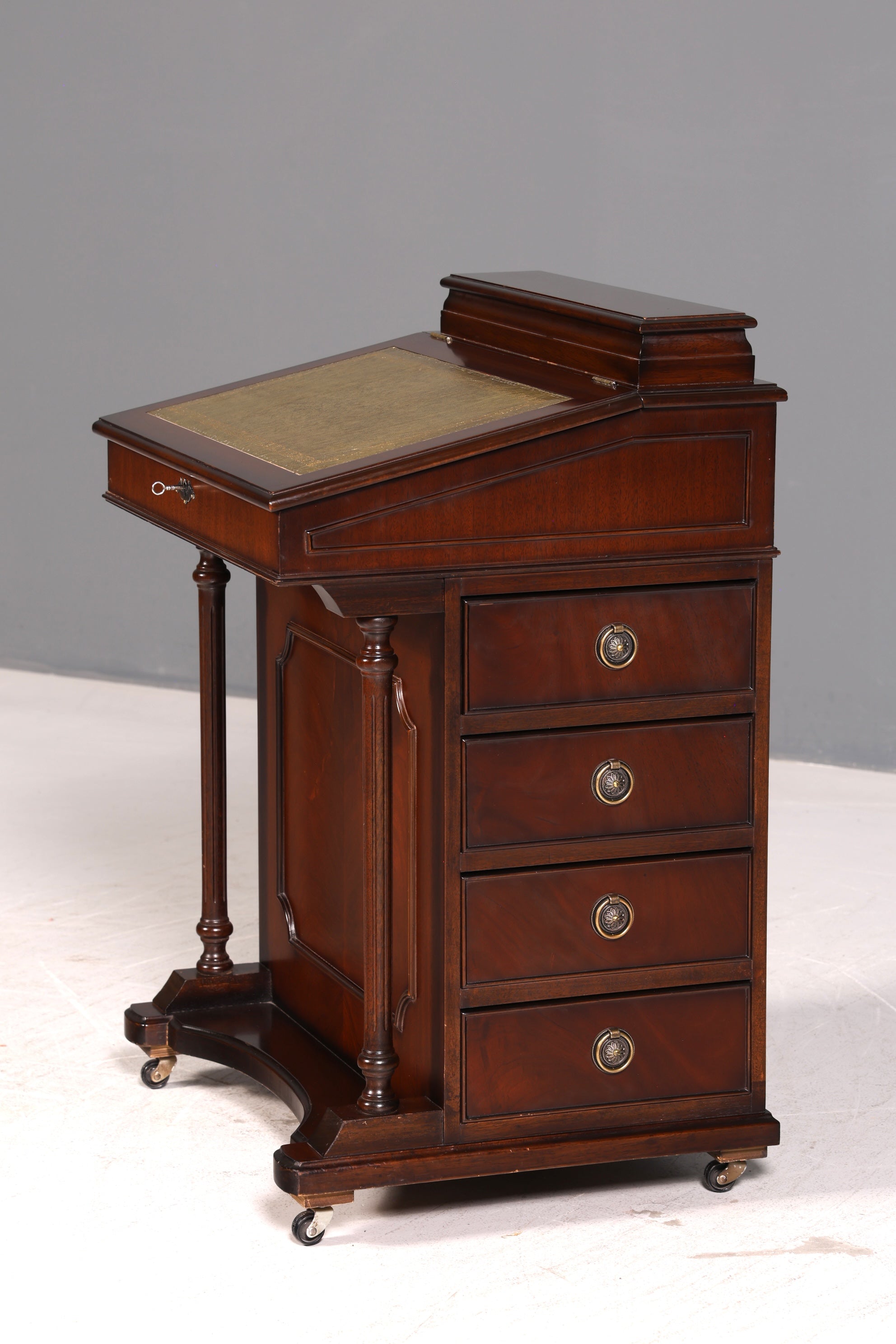 Wunderschöner Englischer Davenport Schreibtisch Desk Sekretär Lederauflage Kommode