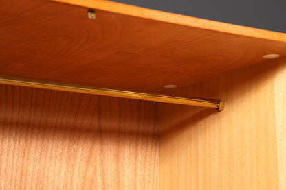 F937 Finish Traumhafter Mid Century Kleiderschrank Vintage Schrank Retro Wäscheschrank