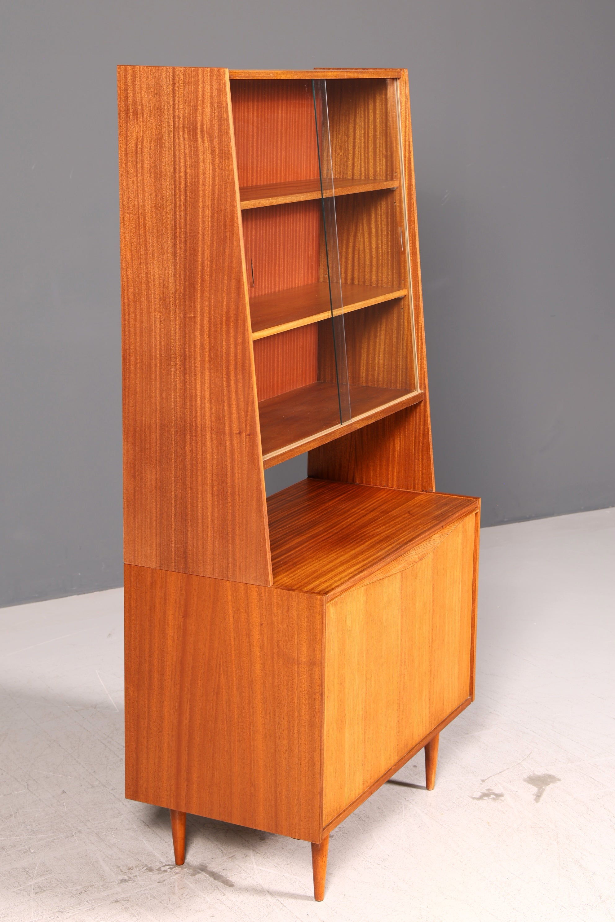 Wunderschönes Mid Century Regal Bücherregal Vintage Highboard Schrank Klapprschrank Holz 60s