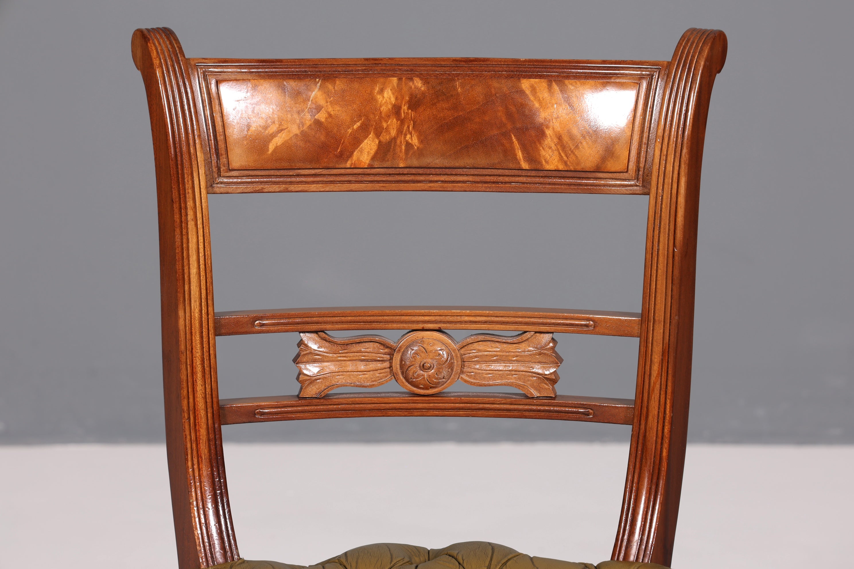 Wunderschöner Chesterfield Stuhl Anno Dom Sekretär Stuhl Englisch echt Leder Küchenstuhl 1 von 4