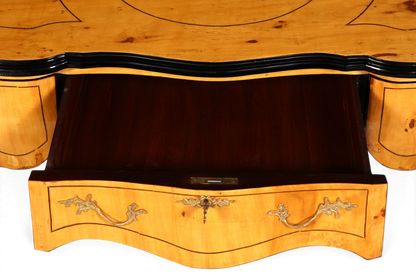 Hauptstadt Möblerei Schreibtisch im Louis XV Stil aus Massivholz mit offener Schublade und goldenen Beschlägen