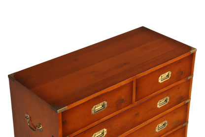 Hauptstadt Möblerei maritime Schiffskommode aus massivem Holz mit versenkten Messinggriffen im Military-Chest-Stil