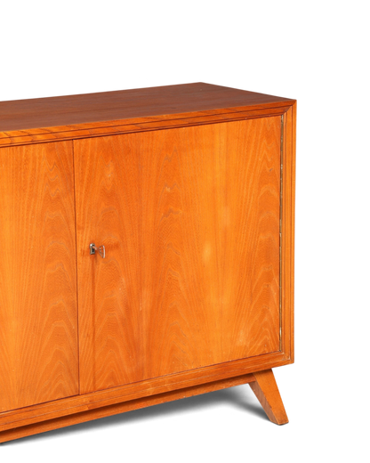 Hauptstadt Möblerei Mid Century Kommode aus Echtholz mit Schlüssel im 60er Jahre Retro Design