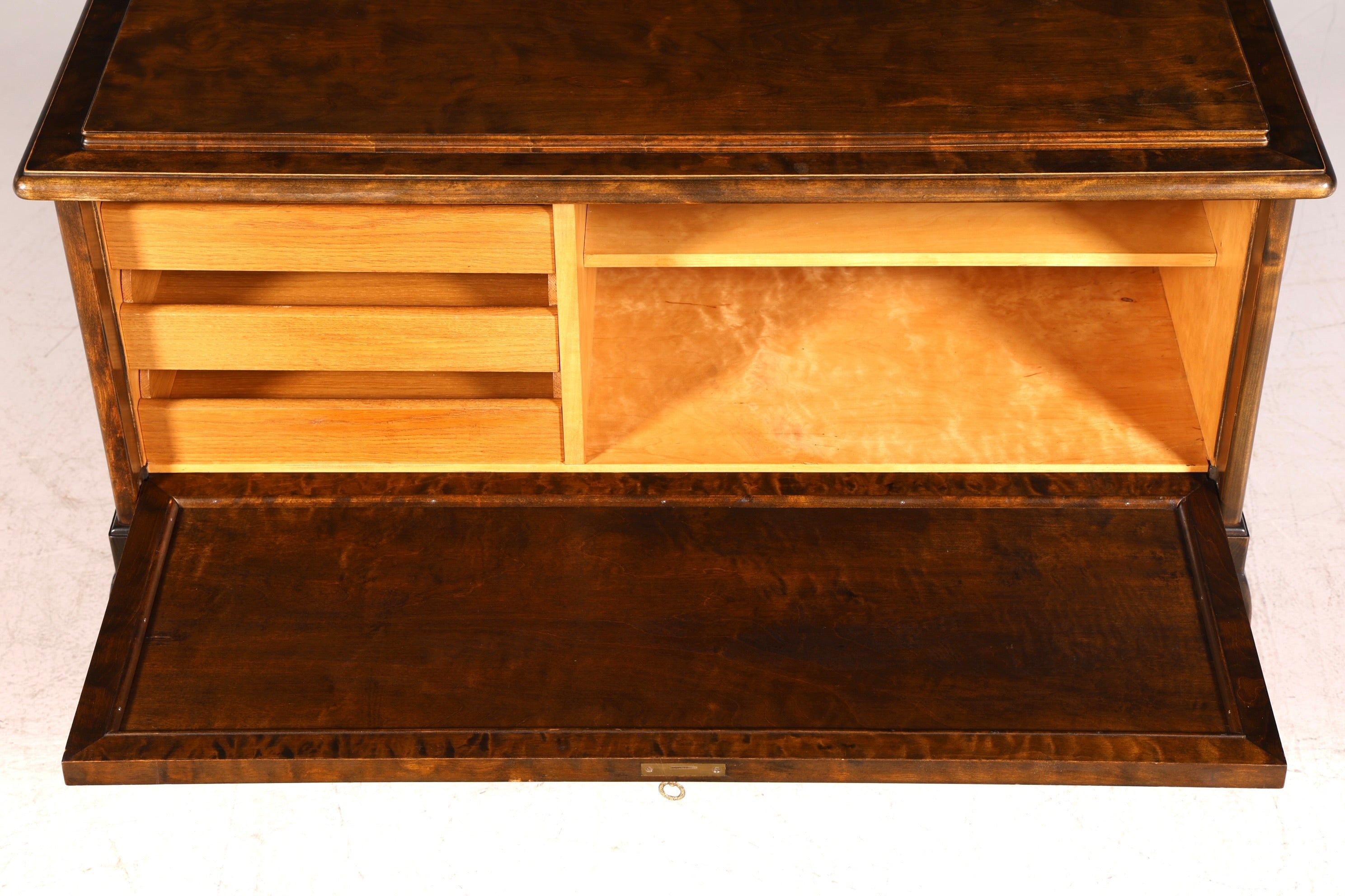 Traumhaftes Chippendale Schrank Barock Stil Vertiko Highboard Antik 50s 60s Kommode