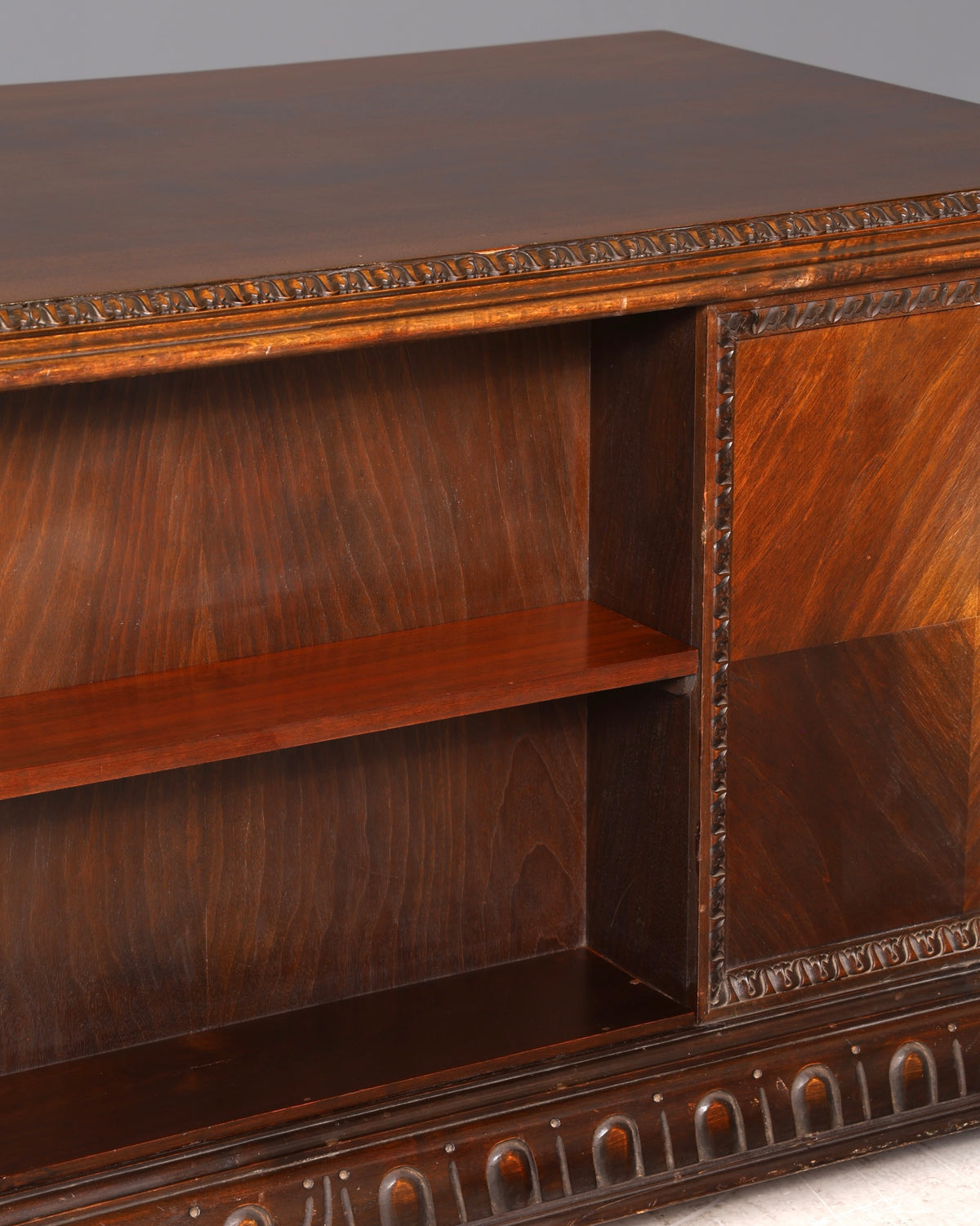 Imposing Neo-Renaissance desk, gentleman&
