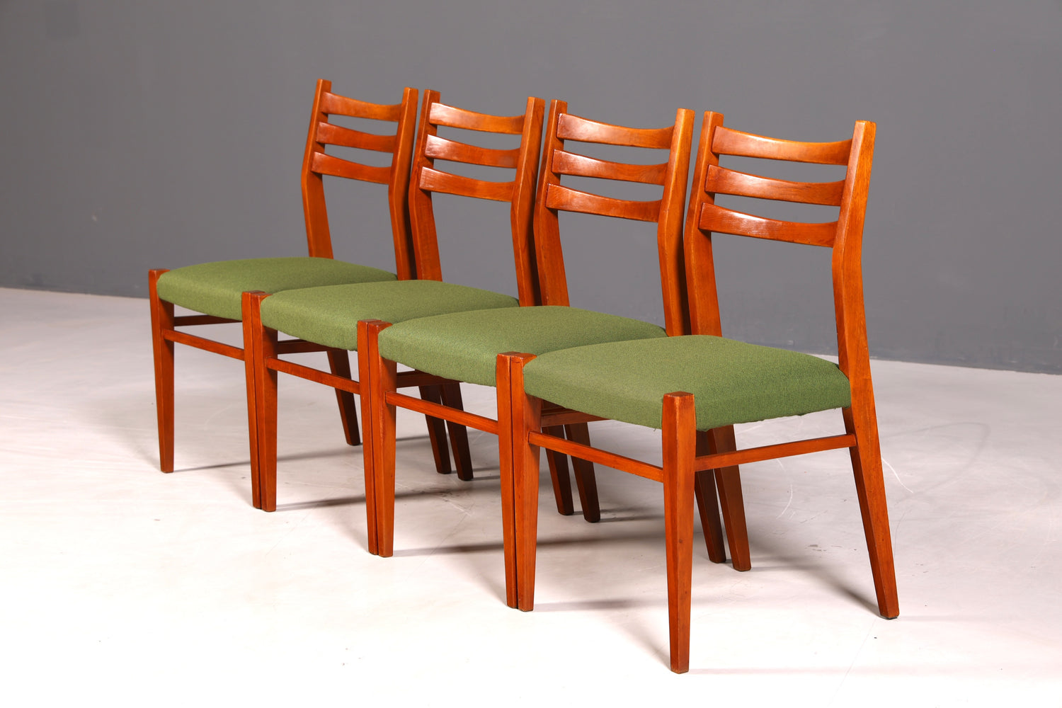 4x Mid Century Teak Holz Stühle Made in Denmark Retro Stuhlset Danish Design Vintage Küchenstühle