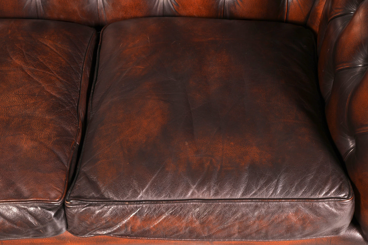 Edles Original Chesterfield Sofa 2-Sitzer Couch Echt Leder Englisch Antik Polstersofa