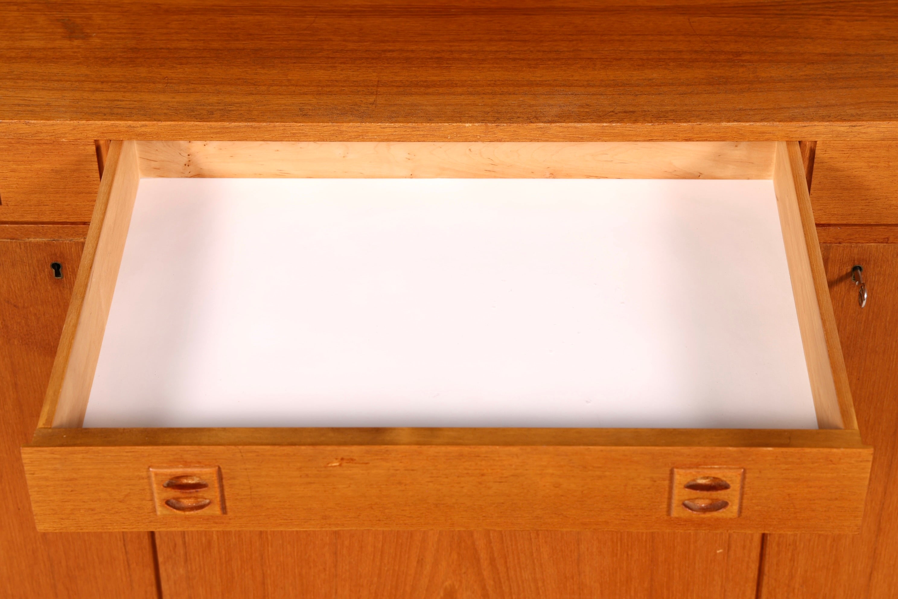 G203 Finish Teak Wunderschönes Mid Century Sideboard Vintage TV Kommode 60s Schrank (Kopie)