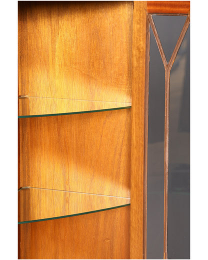 G028 Finish cm Wunderschöne Englische Eckvitrine Mahagoni Antik 60s echt Holz Schrank Eckschrank Glasvitrine