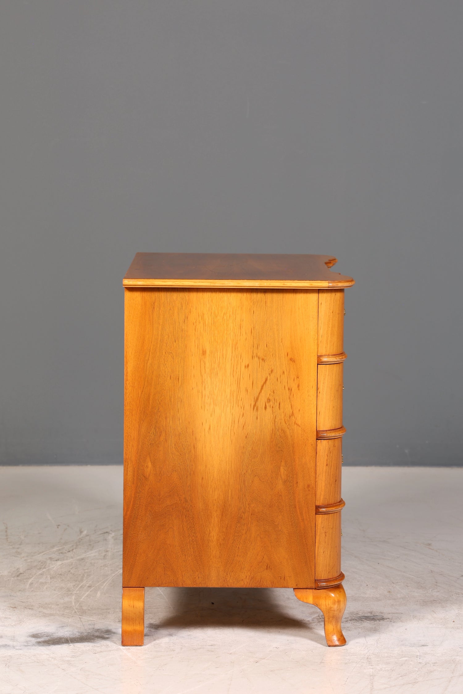 Wunderschöne geschwungene Kommode im Barock Stil Sideboard Englisch Schubladenkommode