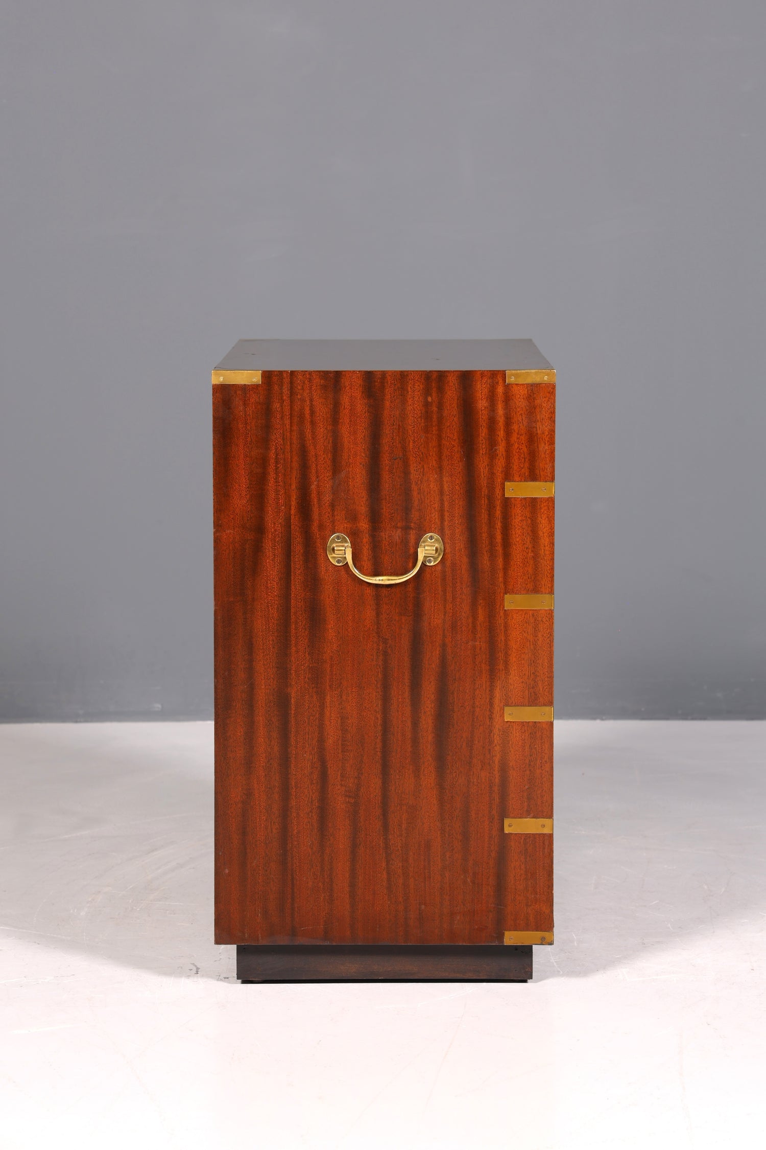 Traumhafte Englische Kommode Maritime Schiffs Kommode Englisch Antik Schrank Military Chest