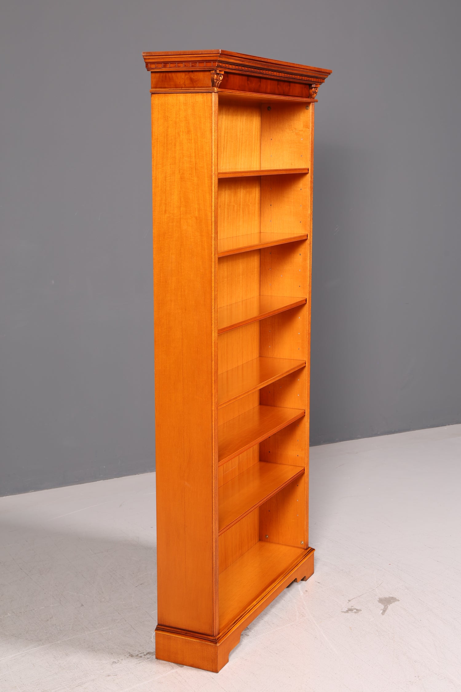 Wunderschönes Englisches Bücherregal Eibe Regal Bookshelf Buchablage Massivholz Antik Vintage