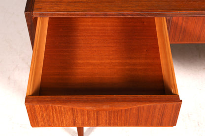 G036 Finish cm Wunderschöner Mid Century Schreibtisch Danish Design Bürotisch 60er Jahre Office Table (Kopie)