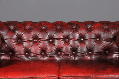 Wunderschönes Original Chesterfield 2er Sofa Englisch Oxblood Leder 2- Sitzer Couch 2 von 2