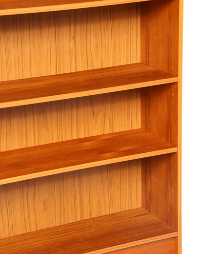 Hauptstadt Möblerei Mid Century Bücherregal aus Holz mit höhenverstellbaren Einlegeböden im 60er Jahre Vintage Design