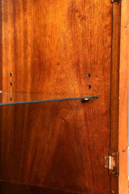 Wunderschöne Englische Vitrine Bibliothek Bücherschrank UK Buffet Schrank 60s Jahre