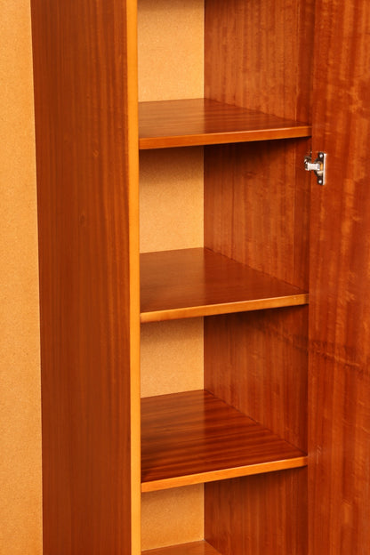 Wunderschöner Englischer Kleiderschrank Dielenschrank Wäscheschrank Schrank Antik Massivholz Vintage