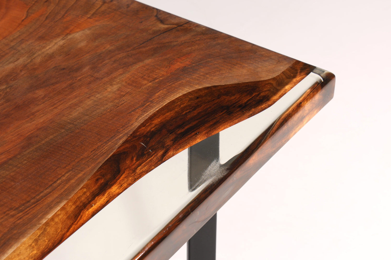 Beeindruckender Epoxidharz Tisch 160-90cm Nussbaum Esszimmer Tisch massiv Holz Epoxy Küchentisch