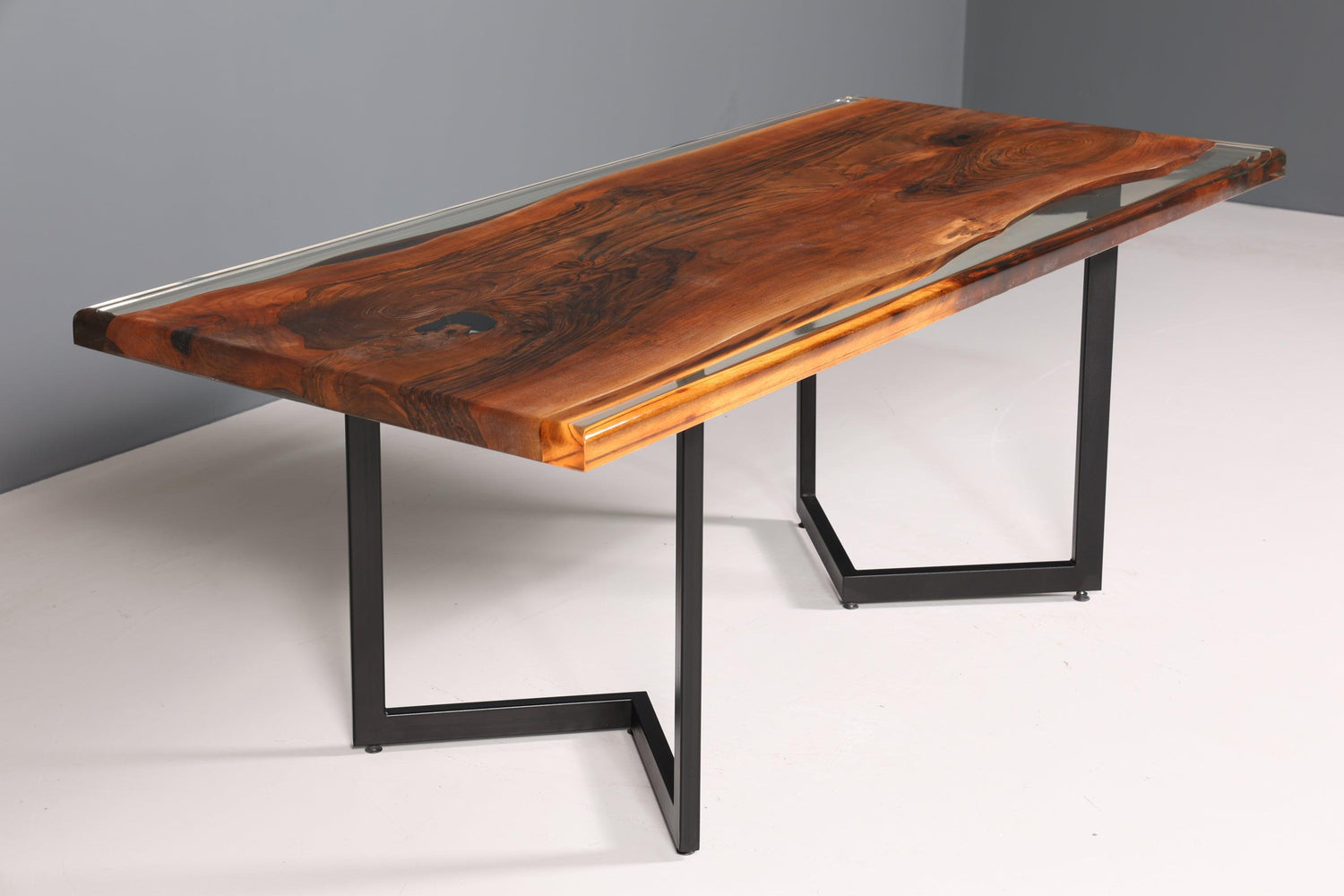 Beeindruckender Epoxidharz Tisch 200-90cm Nussbaum Esszimmer Tisch River Table Küchentisch