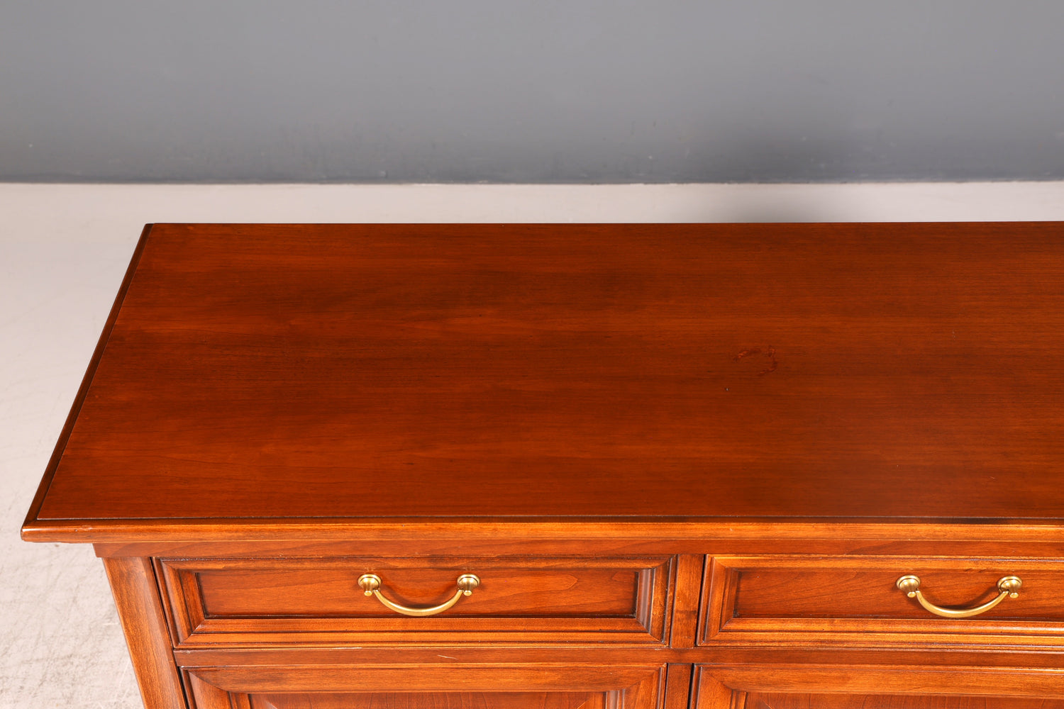 Traumhaftes Original Selva Sideboard Schrank echt Holz Kommode Buffet Anrichte