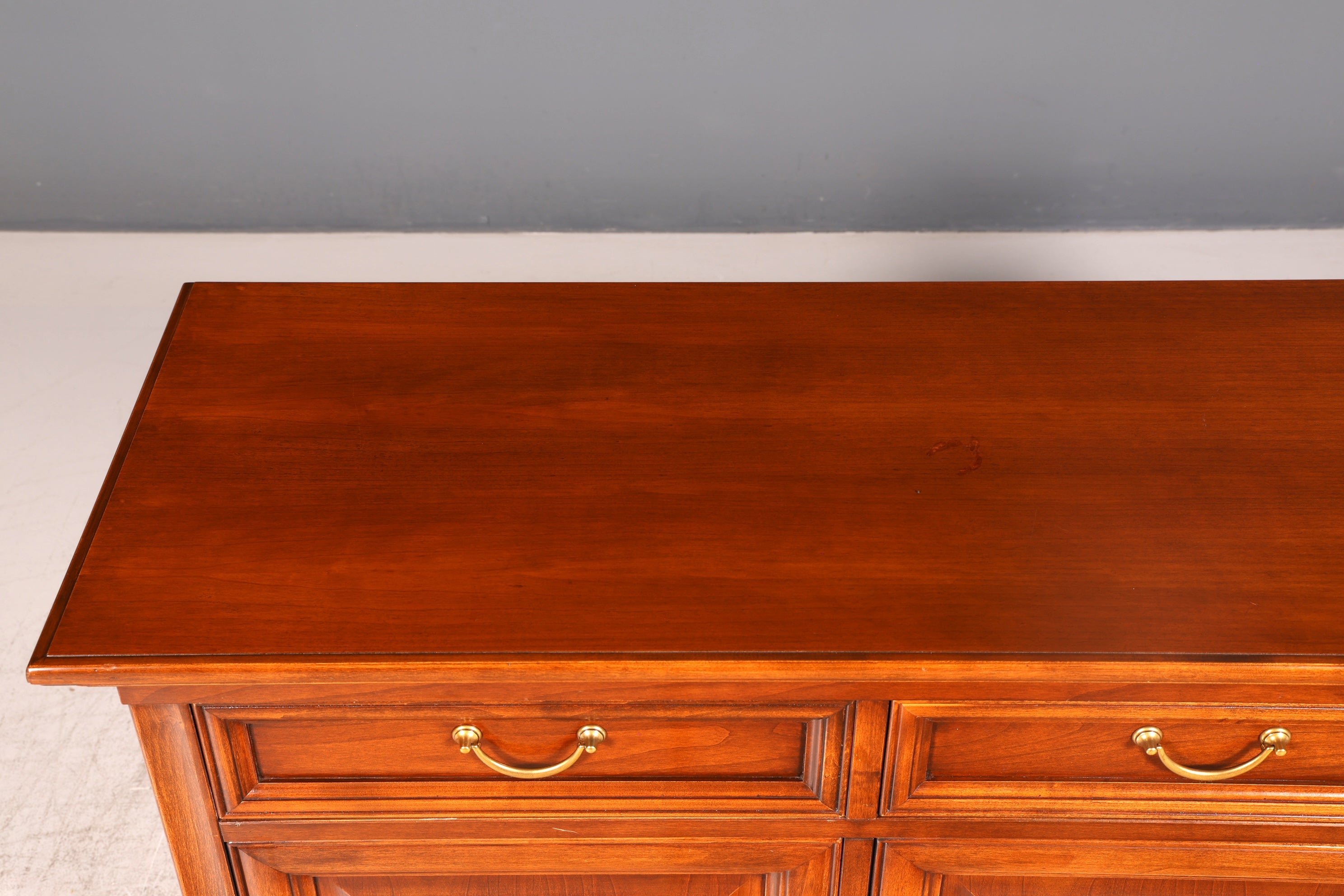 Traumhaftes Original Selva Sideboard Schrank echt Holz Kommode Buffet Anrichte