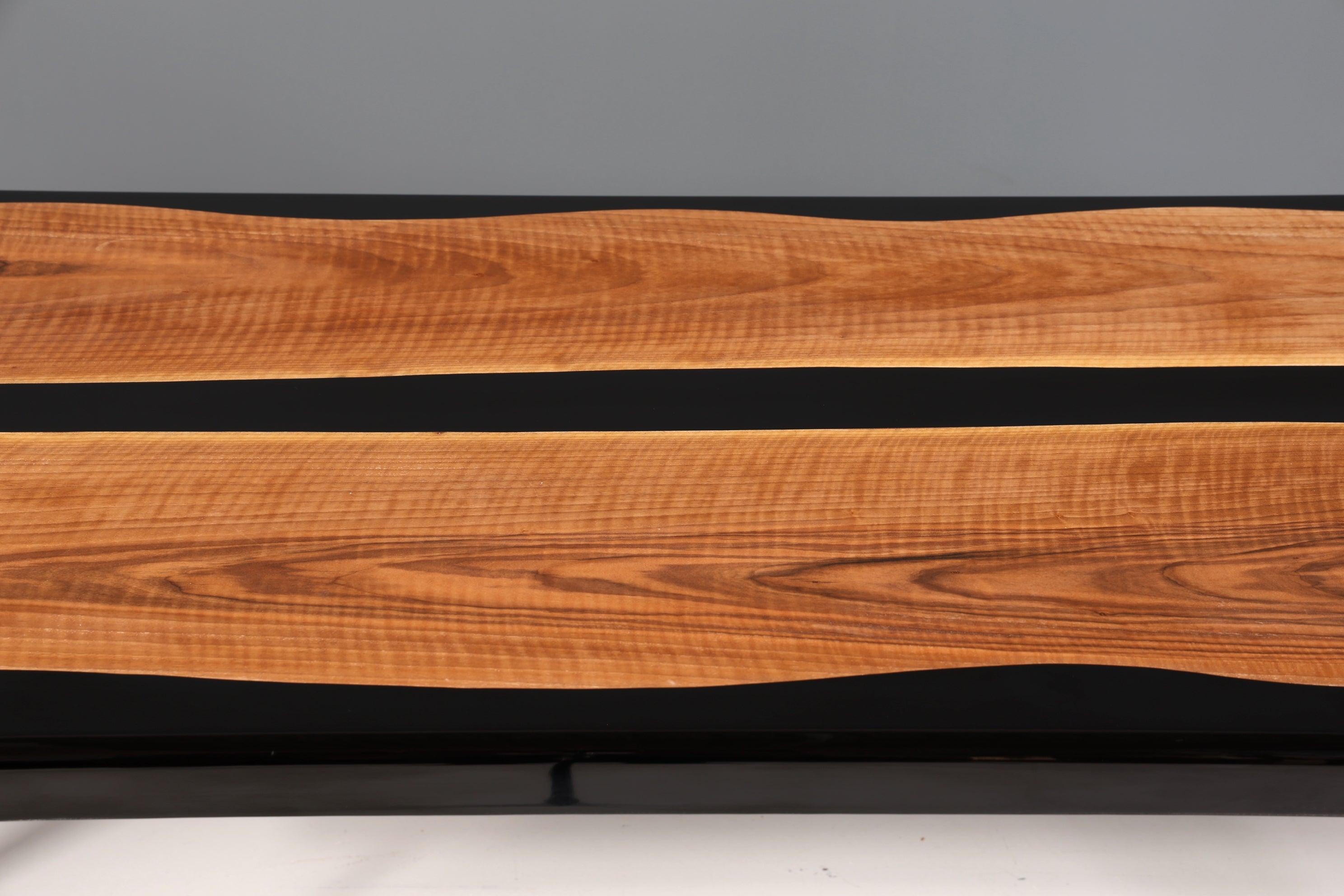 Wunderschöner Epoxidharz Tisch 220-90 cm Epoxy Schwarz Nussbaum Esszimmer Tisch massiv Holz Esstisch