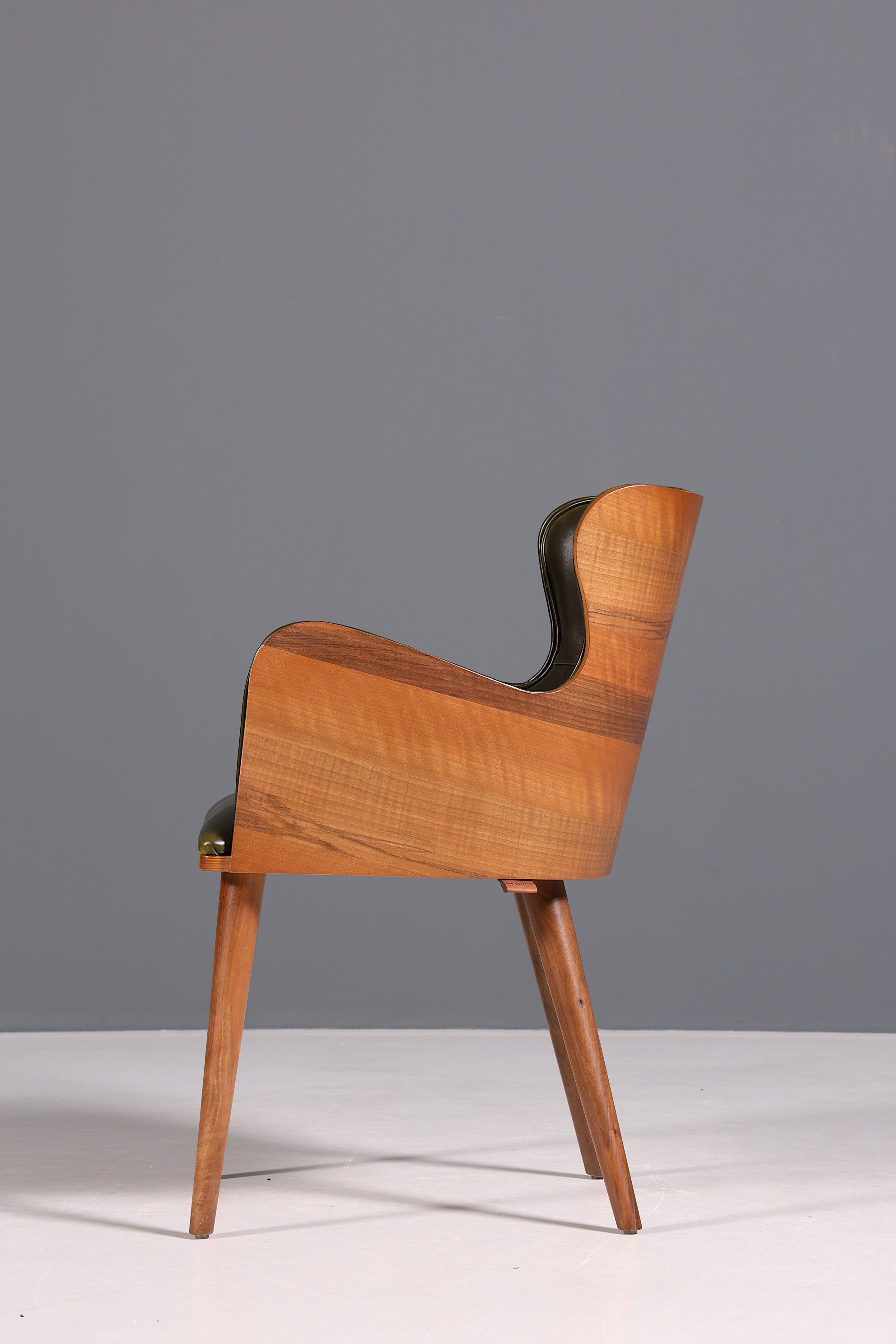 Wunderschöner Chesterfield Stil Stuhl &quot;León Green&quot; Armlehnstuhl Nussbaum Sekretär Stuhl