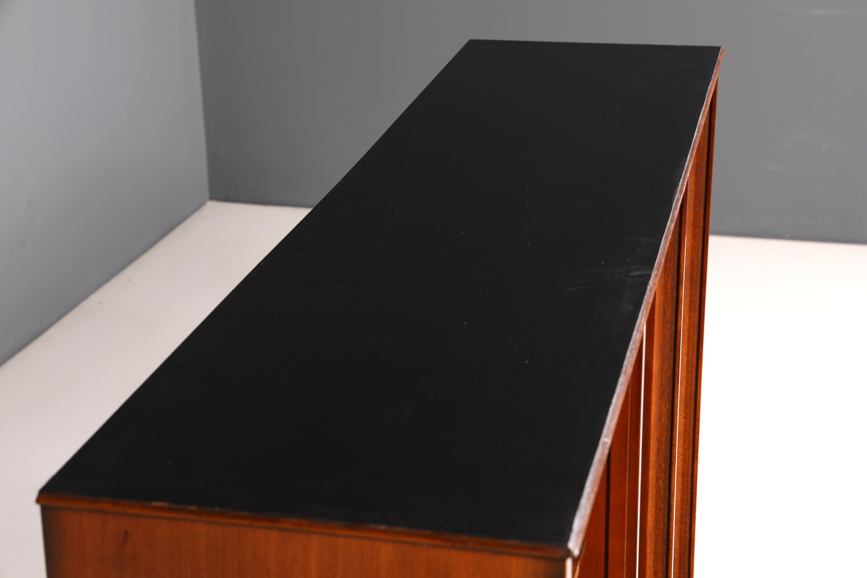 Wunderschönes Mid Century Regal Vintage Bücherregal Schrank Retro Bookshelf