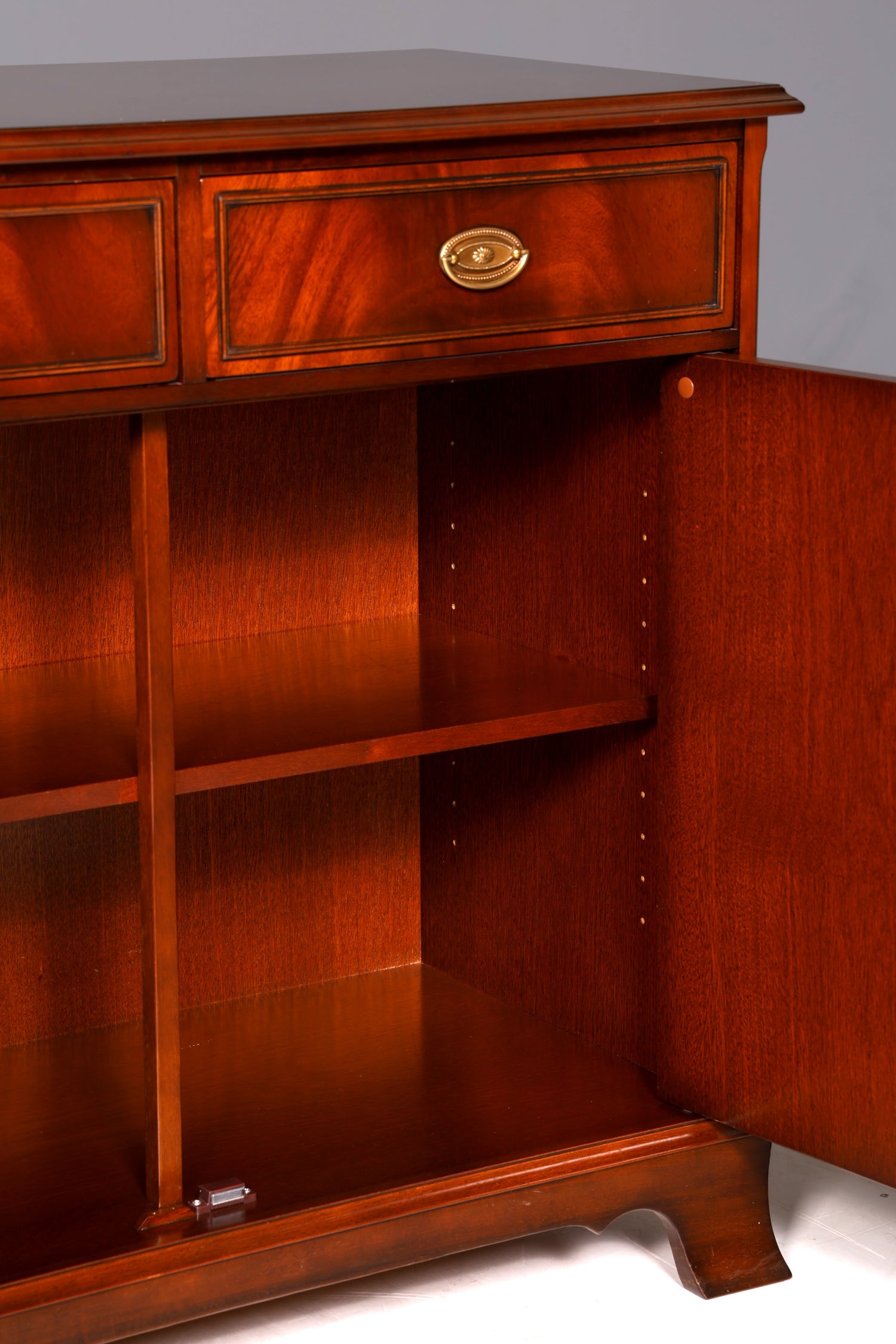 G096 Finish cm HELDENSE Wunderschönes Englisches Sideboard Mahagoni Schrank Antik 60s Buffetschrank Kommode