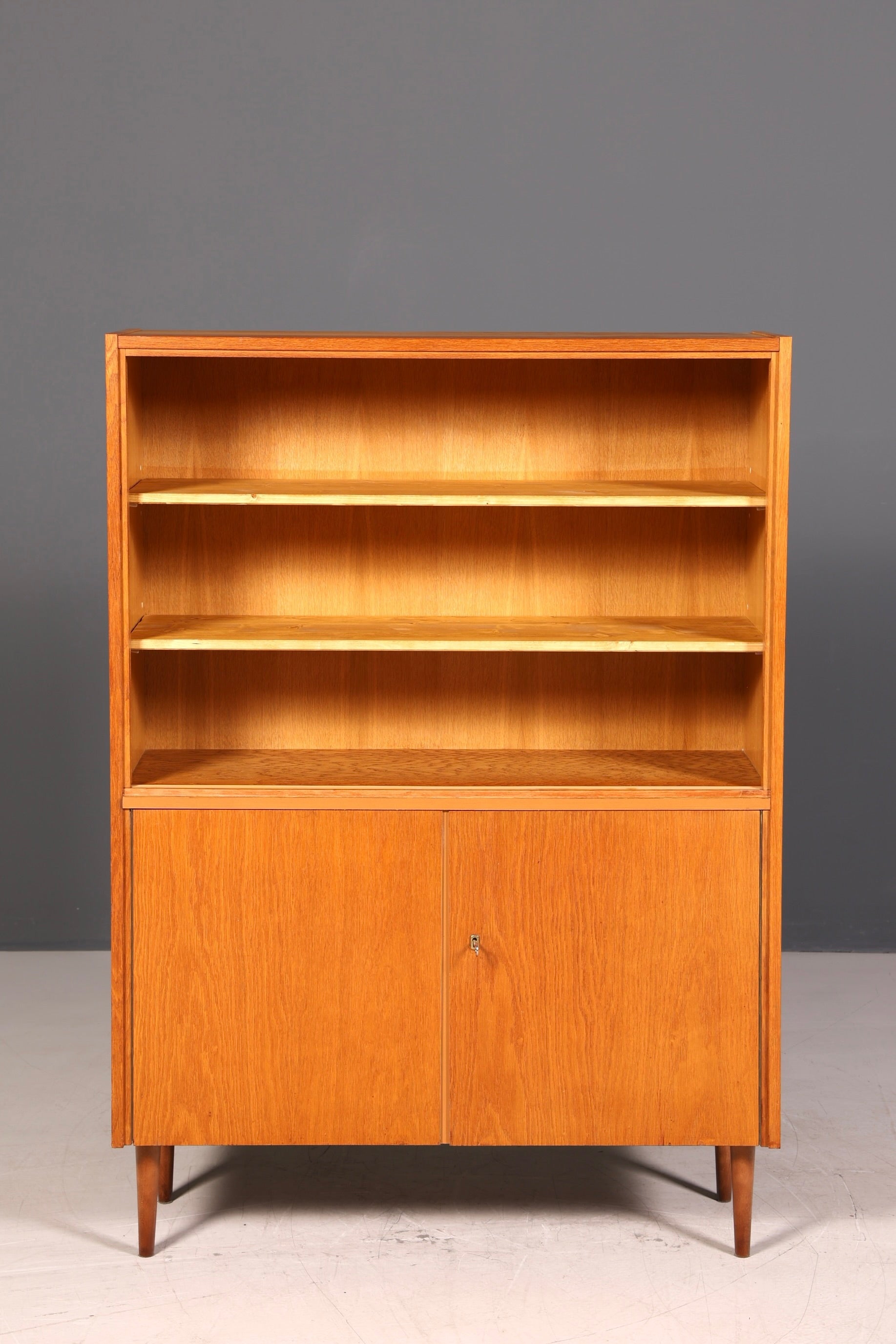 Wunderschöner Mid Century Regal Schrank Vintage Highboard Bücherregal Holz Kommode ohne Gläser