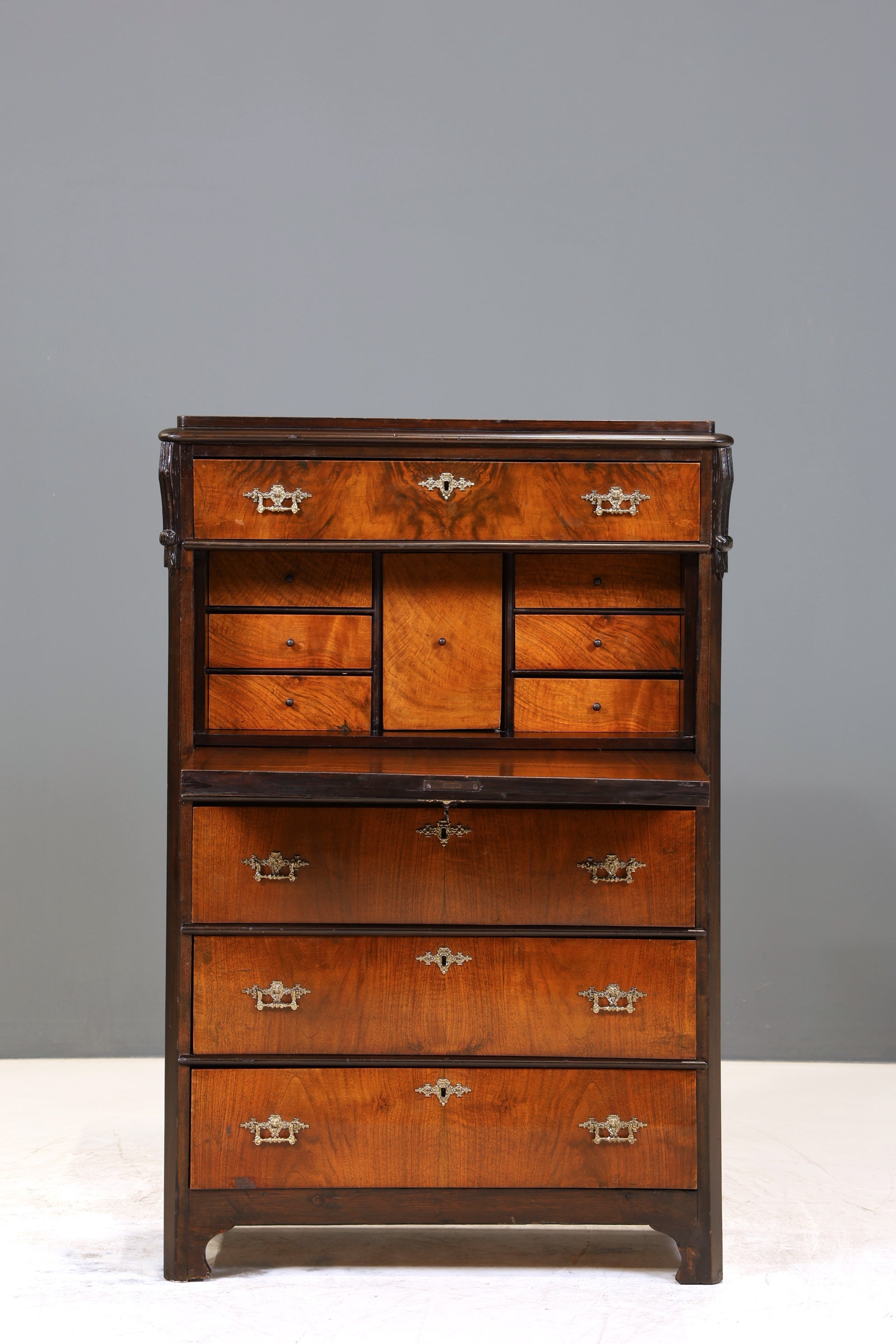 Stilvoller Gründerzeit Sekretär Vertiko Nussbaum Jugendstil Highboard Kommode um 1880