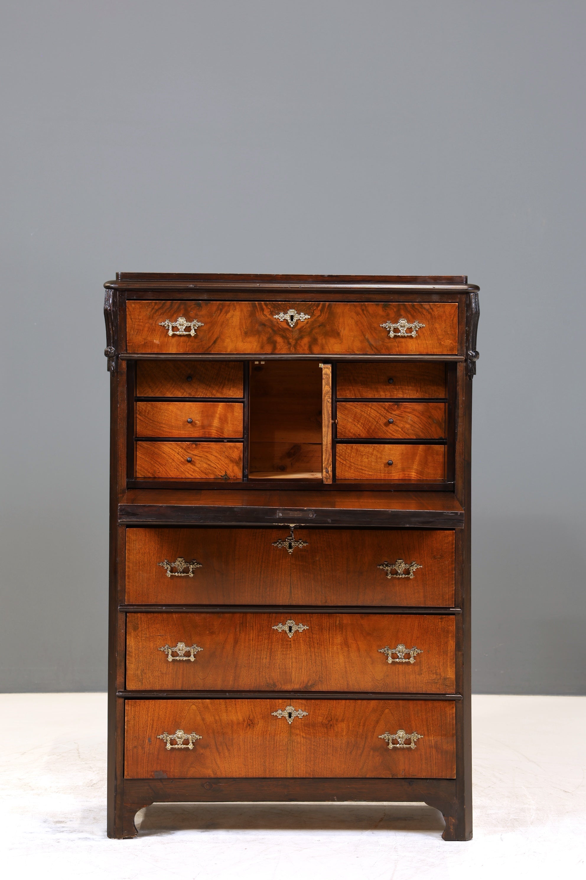 Stilvoller Gründerzeit Sekretär Vertiko Nussbaum Jugendstil Highboard Kommode um 1880