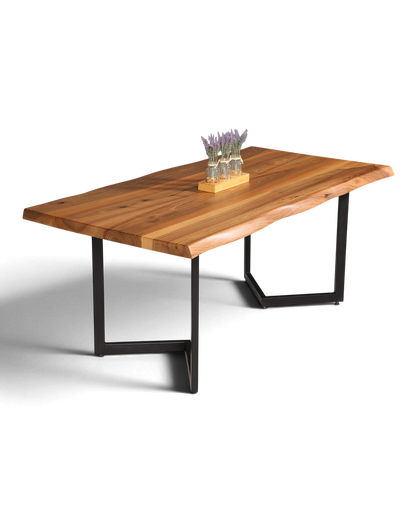 Beeindruckender Nussbaum Tisch 180cm-95cm Esszimmer Tisch Baumkanten Platte massiv Holz Küchentisch
