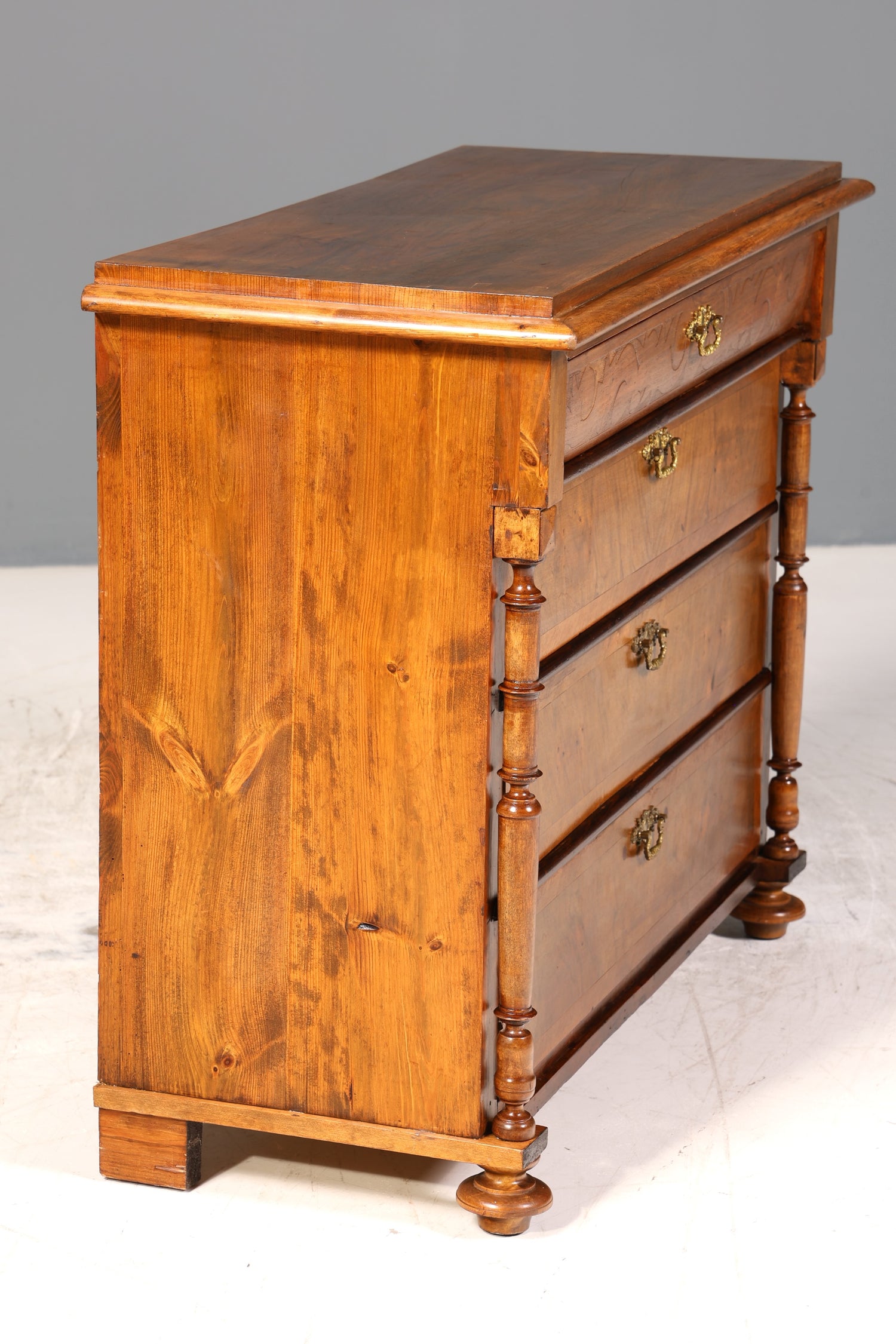 Edle Gründerzeit Kommode Louis Philippe Nussbaum Sideboard um 1880 Antik Schubladenkommode