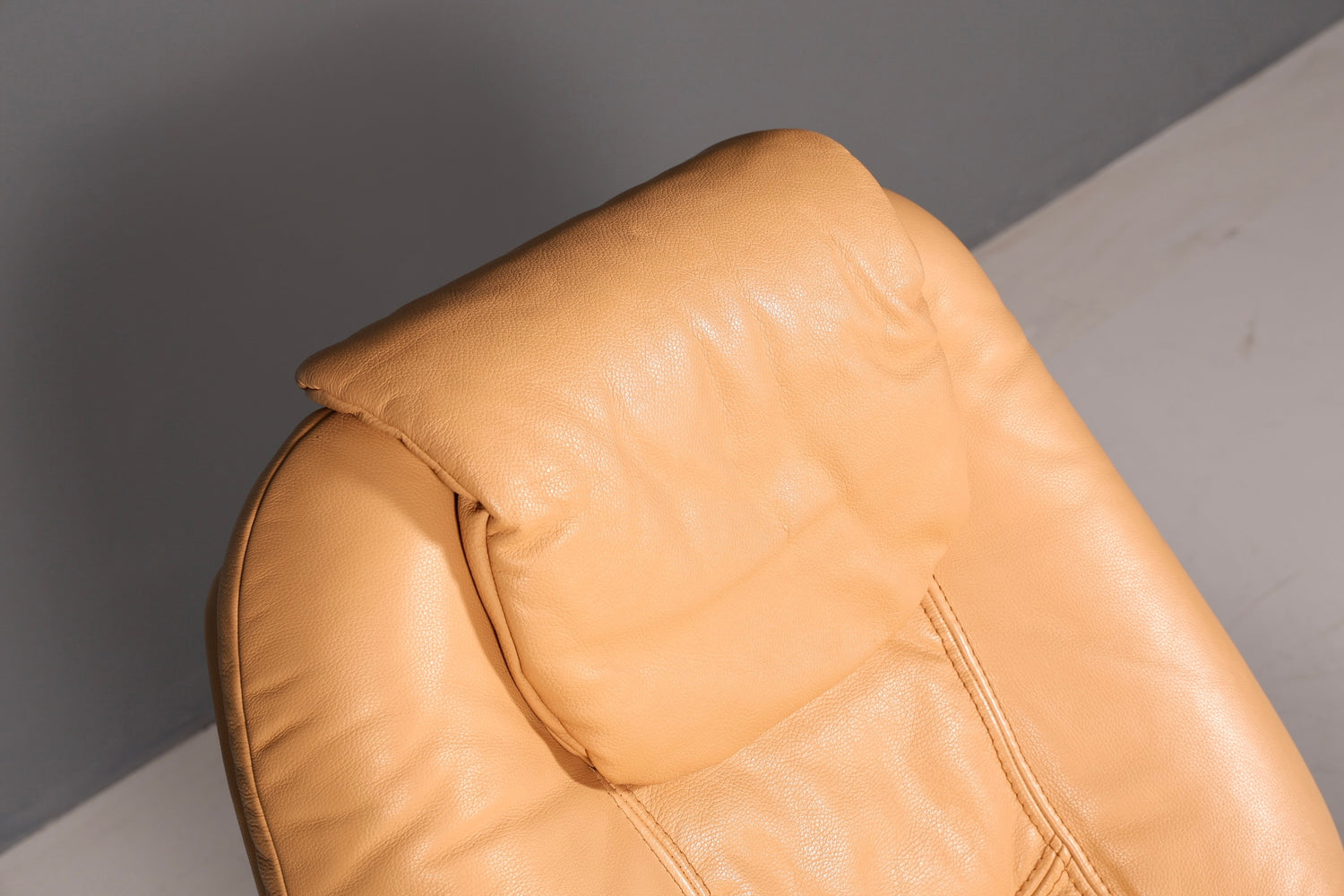 Wunderschöner Himolla Relaxsessel Echtleder Beige Fernsehsessel Ruhesessel mit Liegefunktion Vintage