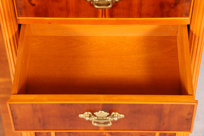 Wunderschönes Englisches Sideboard echt Holz Eibe Vitrine Antik Regal Schrank