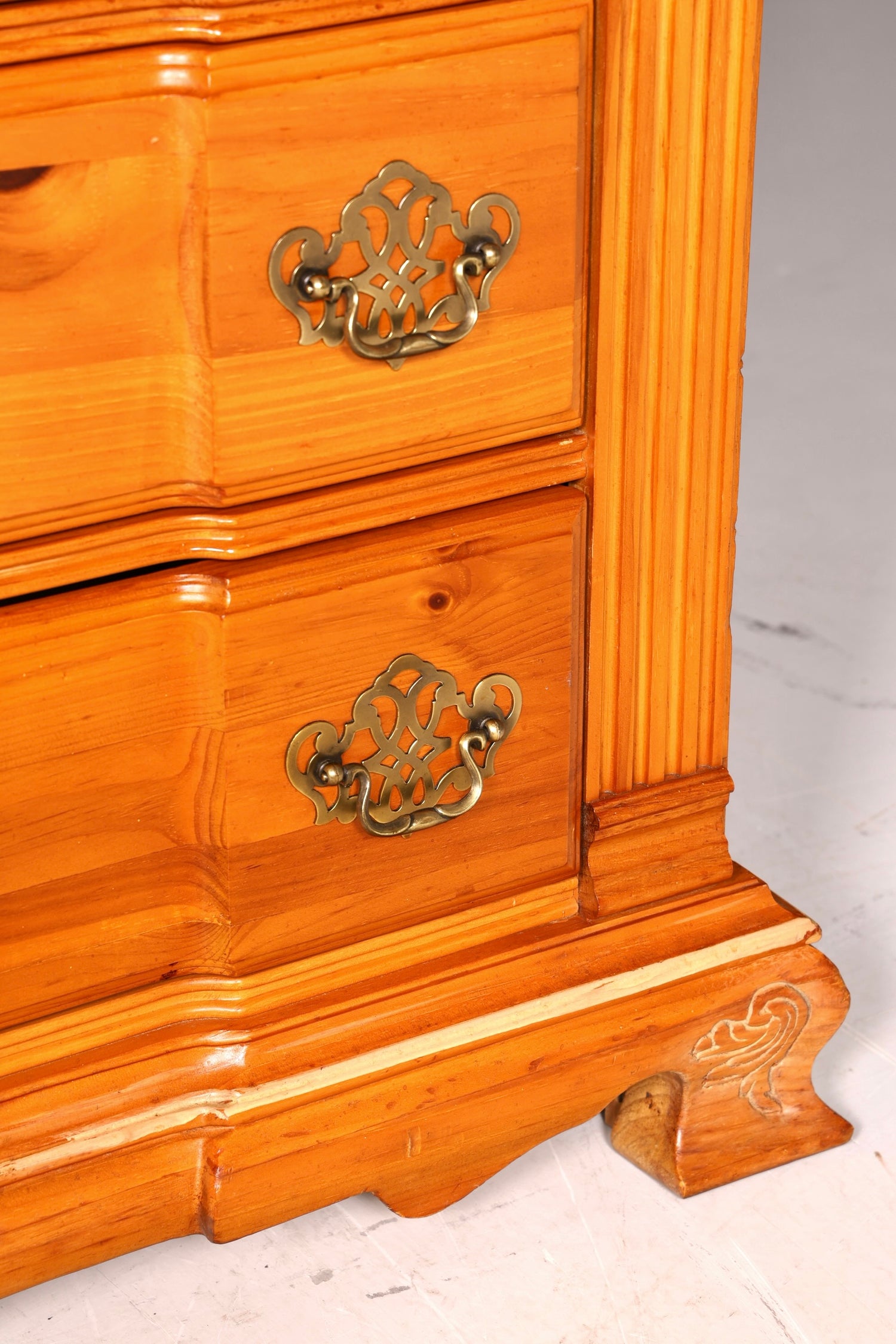 Wunderschönes Vertiko Pulaski Kommode Sideboard Barock Stil Schubladenkommode