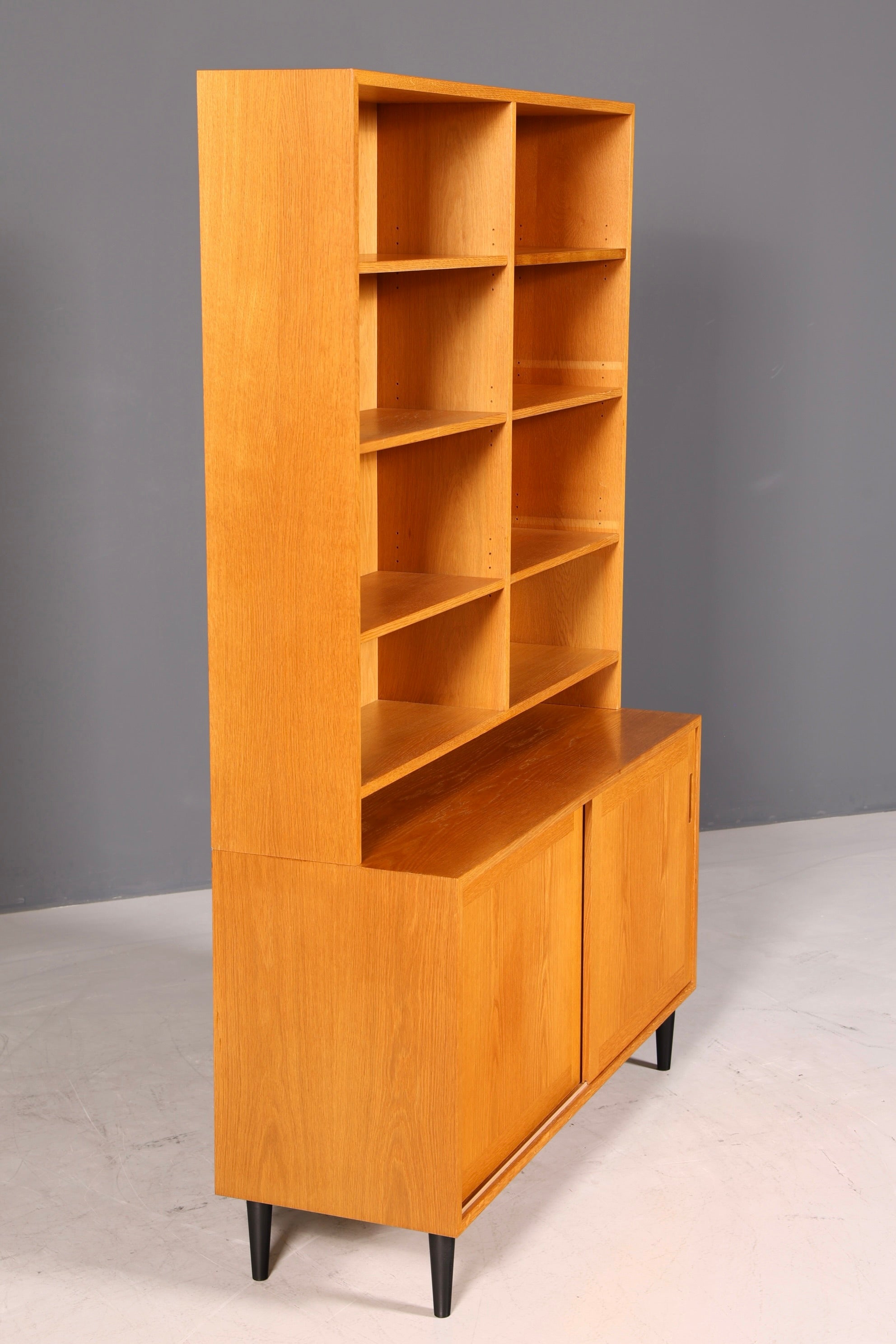 G120 Finish Schlichtes Mid Century Bücherregal Danish Design Schrank Retro Kommode Schiebetür Regal Vintage