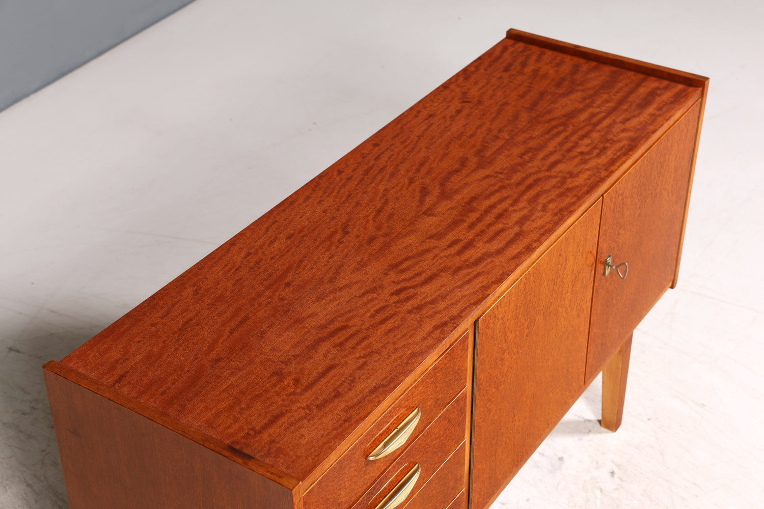 Wunderschönes Mid Century Sideboard Vintage TV Kommode 60s Schrank