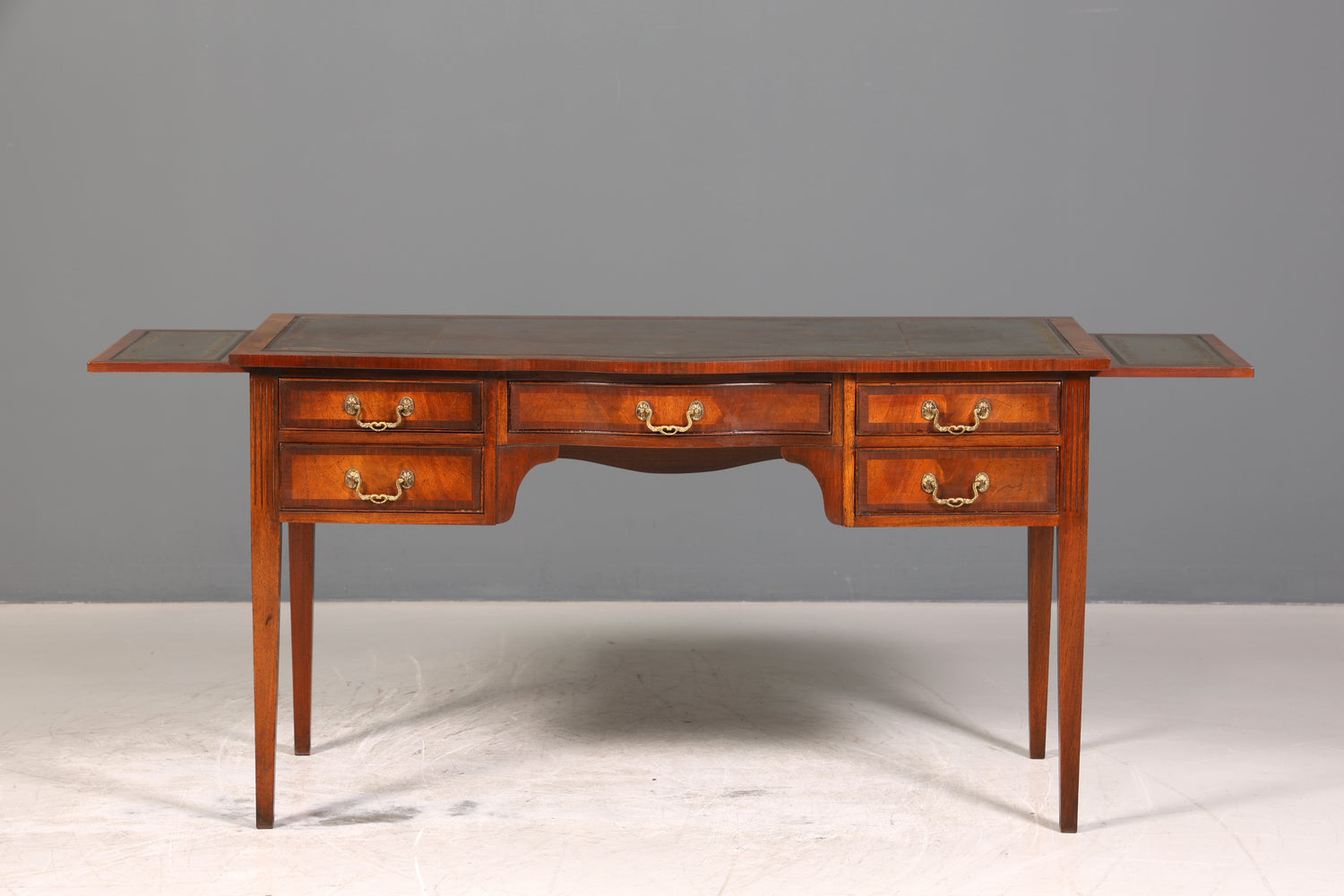 Wunderschöner Englischer Schreibtisch echt Lederauflage Bürotisch Antik Stil Office Desk