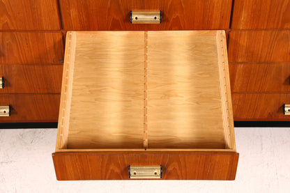 Wunderschöne Mid Century Kommode Vintage Bauhaus Apotheker Schrank Retro Schubladenkommode