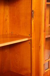 Traumhafte Englische Vitrine Bücherschrank Buffet Antik Stil Englisch Eibe Glasvitrine Bibliothek