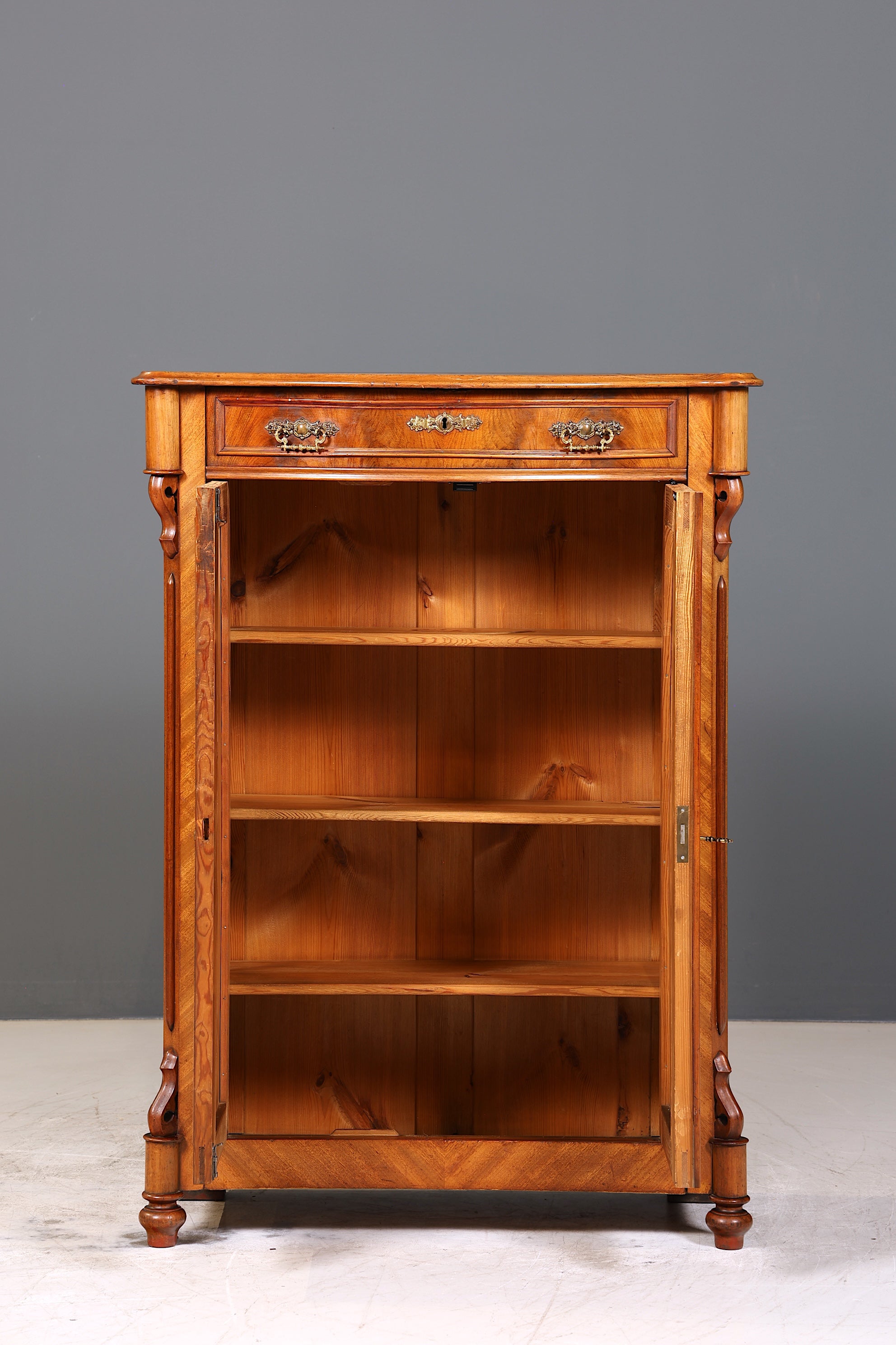 Traumhafter Louis Philippe Schrank um 1880 Gründerzeit Vertiko Kommode