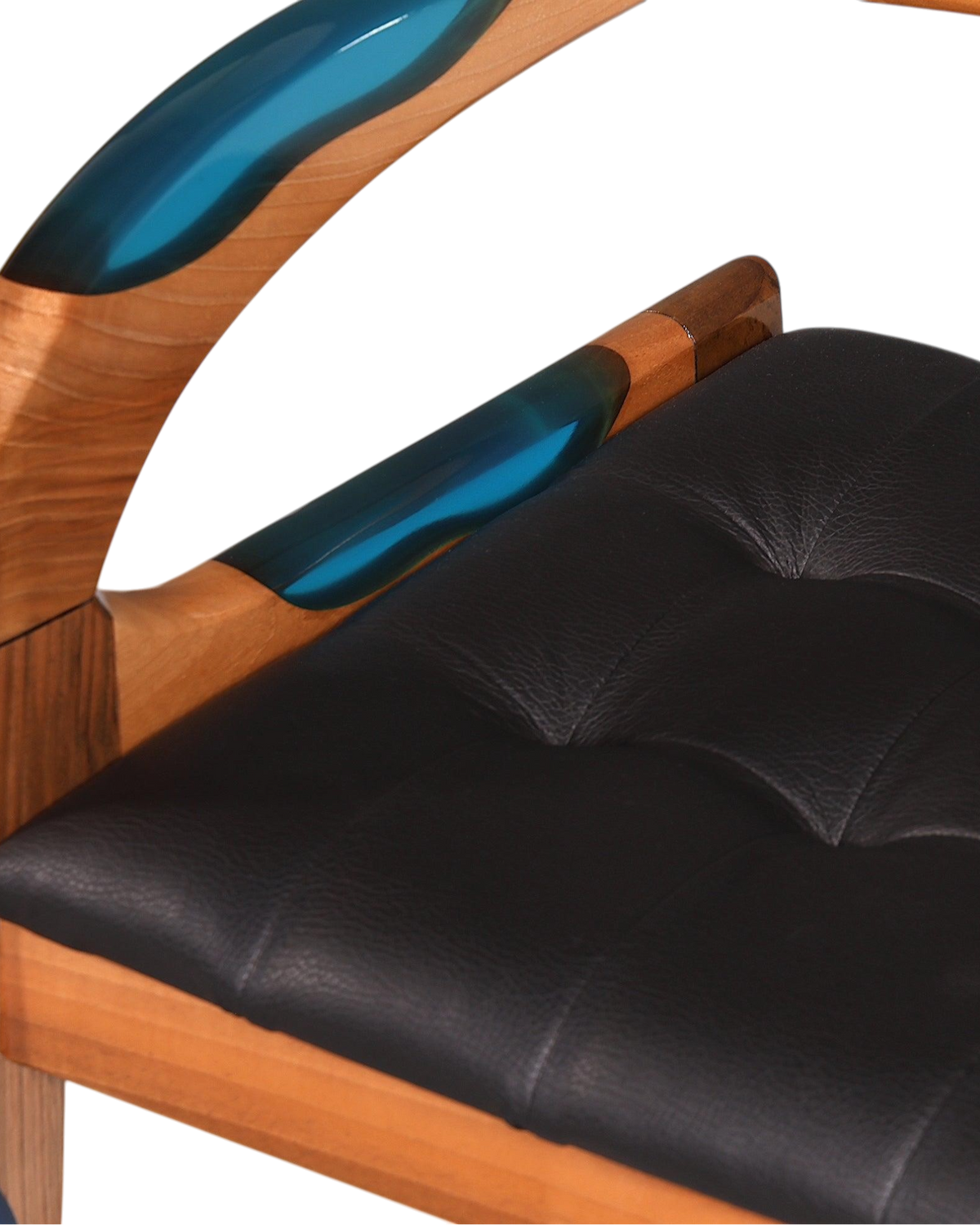 Epoxy Sessel "Arnson Plus Blue" Epoxidharz Armlehnsessel Massiv Nussbaum Sekretär Stuhl