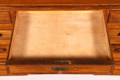Beautiful Bauhaus-style Art Deco desk, office table, antique vintage oak