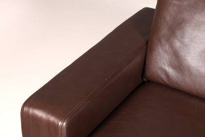 Beautiful Stressless E200 corner sofa in genuine brown leather with chaise longue, footstool, and vintage leather upholstery.