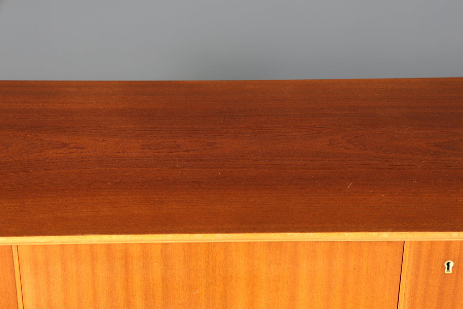 Stilvolles Mid Century Highboard Sideboard Vintage Schrank 60er Jahre Büro Kommode Aktenschrank