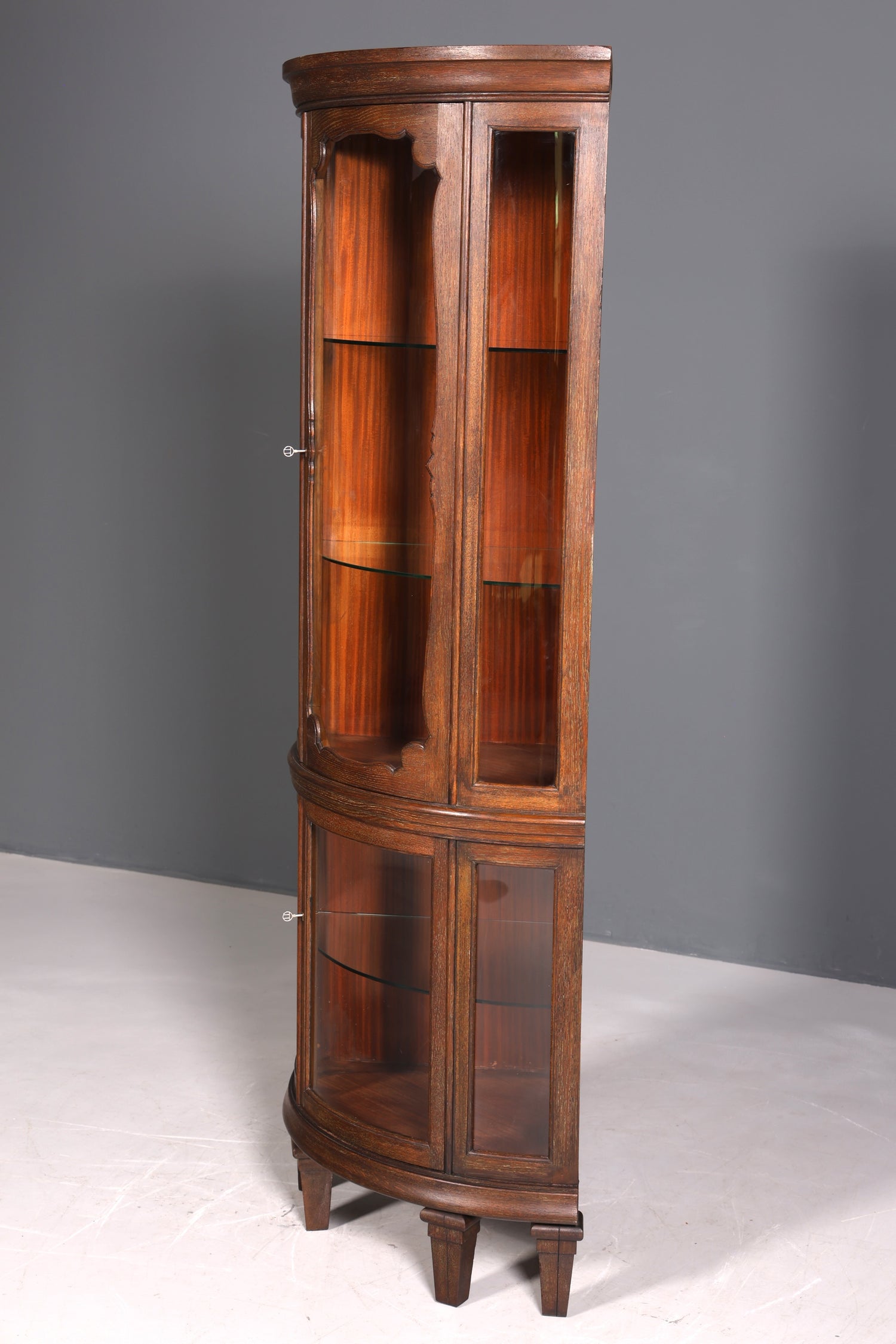 Stilvolle Jugendstil Eckvitrine um 1910 echt Holz Bücherschrank Eiche Antik Küchenschrank Geschirrschrank