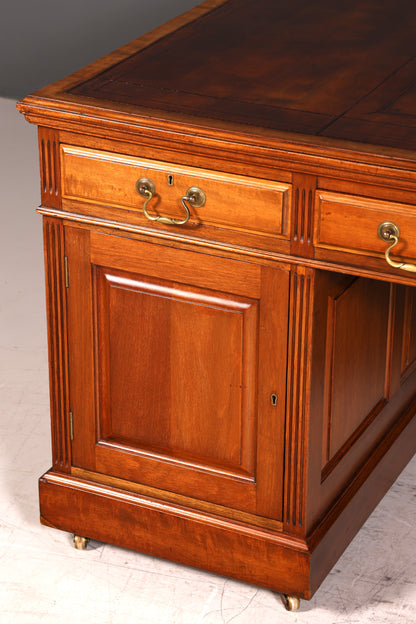 G146 Finish cm Wunderschöner Englischer Schreibtisch echt Lederauflage Bürotisch Antik Stil Office Desk